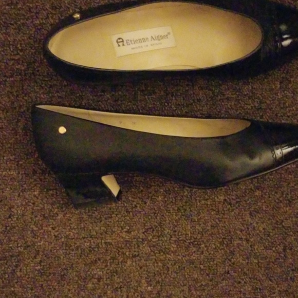 Shoes - Picture 2 of 3